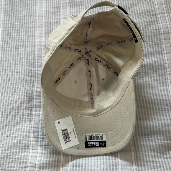 Cream Cap - Picture 3 of 3